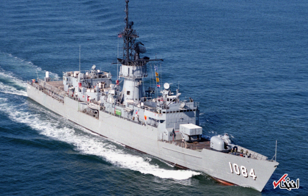 حرکت رو به عقب نیروی دریایی ایالات متحده ، حذف نمایشگرهای لمسی از ناوشکن ها