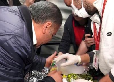 وزیر بهداشت ترکیه و دختربچه ای که 150 ساعت زیر آوار بود