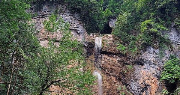 آبشار تودارک جاذبه گردشگری تنکابن